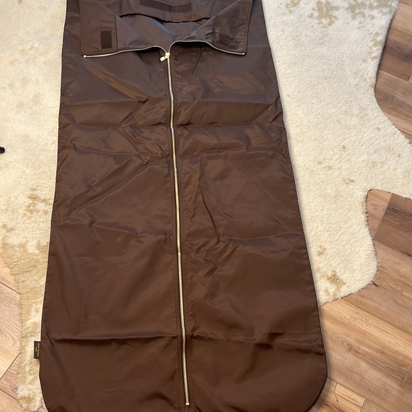 Louis Vuitton Garment Bag - Picture 2 of 12